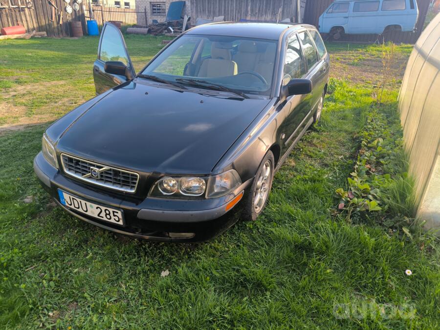 Volvo V40 1 generation [2th restyling] wagon