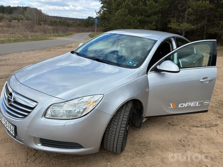 Opel Insignia A Sedan 4-doors