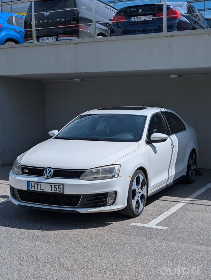 Volkswagen Jetta 6 generation Sedan