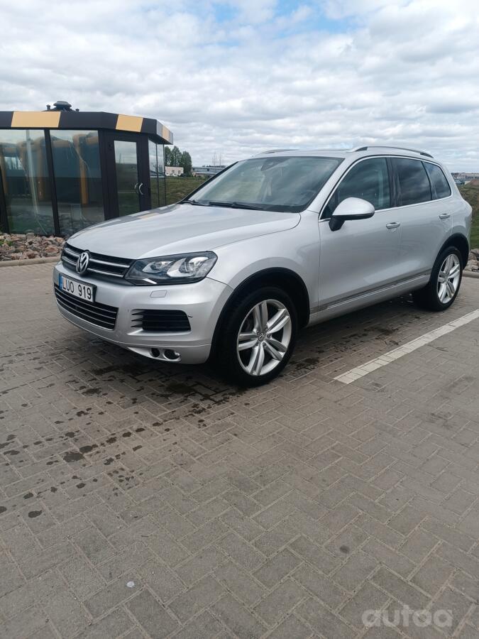 Volkswagen Touareg 2 generation Crossover