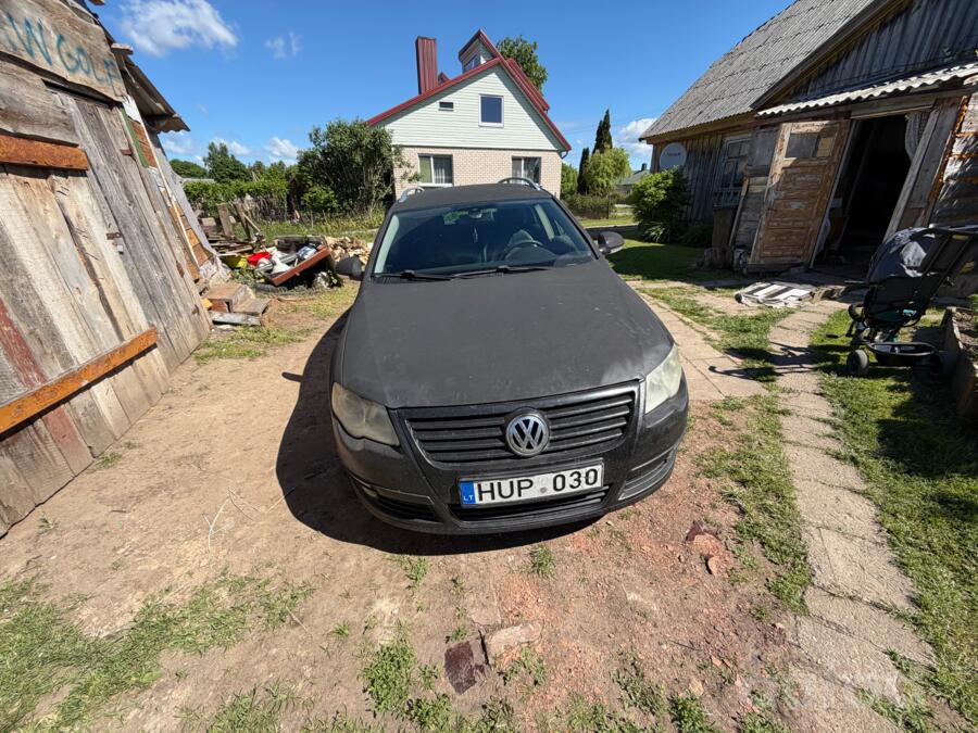 Volkswagen Passat B6 wagon 5-doors