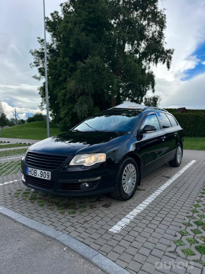 Volkswagen Passat B6 wagon 5-doors