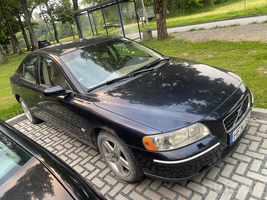 Volvo S60 1 generation [restyling] Sedan