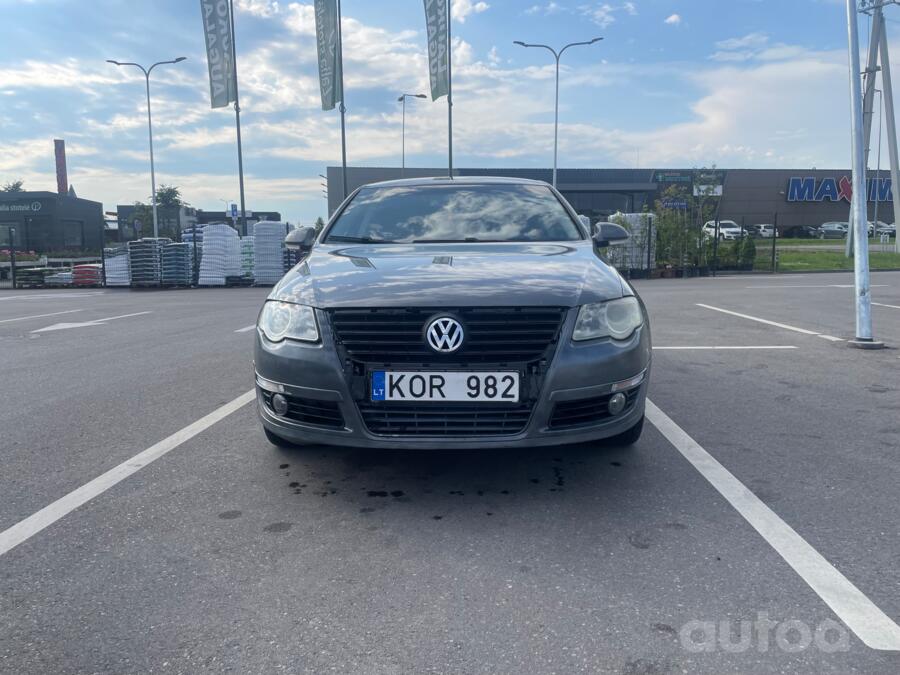 Volkswagen Passat B6 Sedan 4-doors