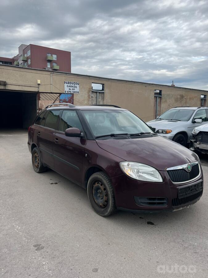 Skoda Fabia 5J [restyling] Combi wagon 5-doors