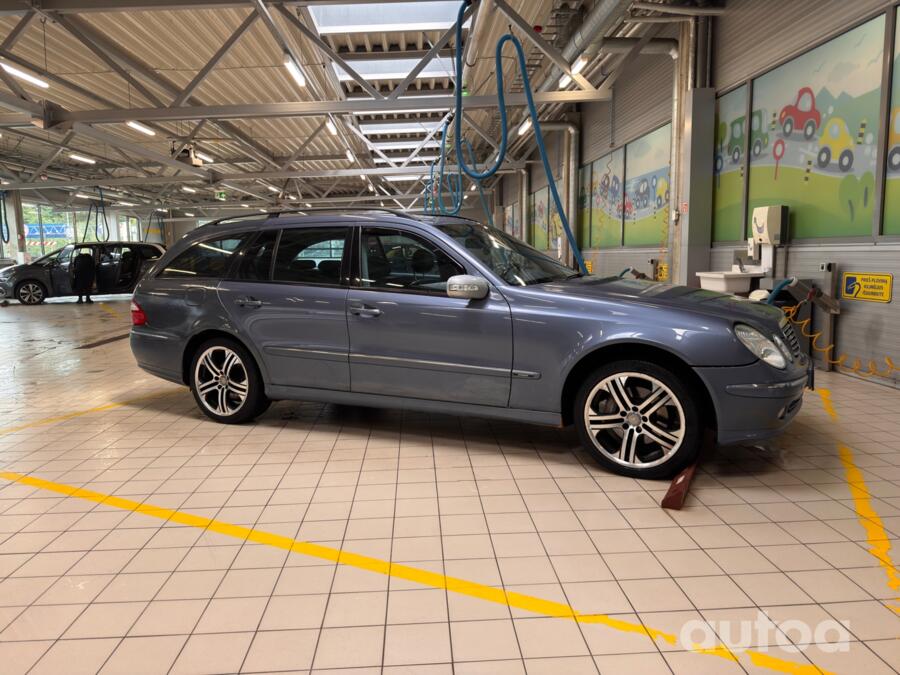 Mercedes-Benz E-Class W211/S211 wagon 5-doors