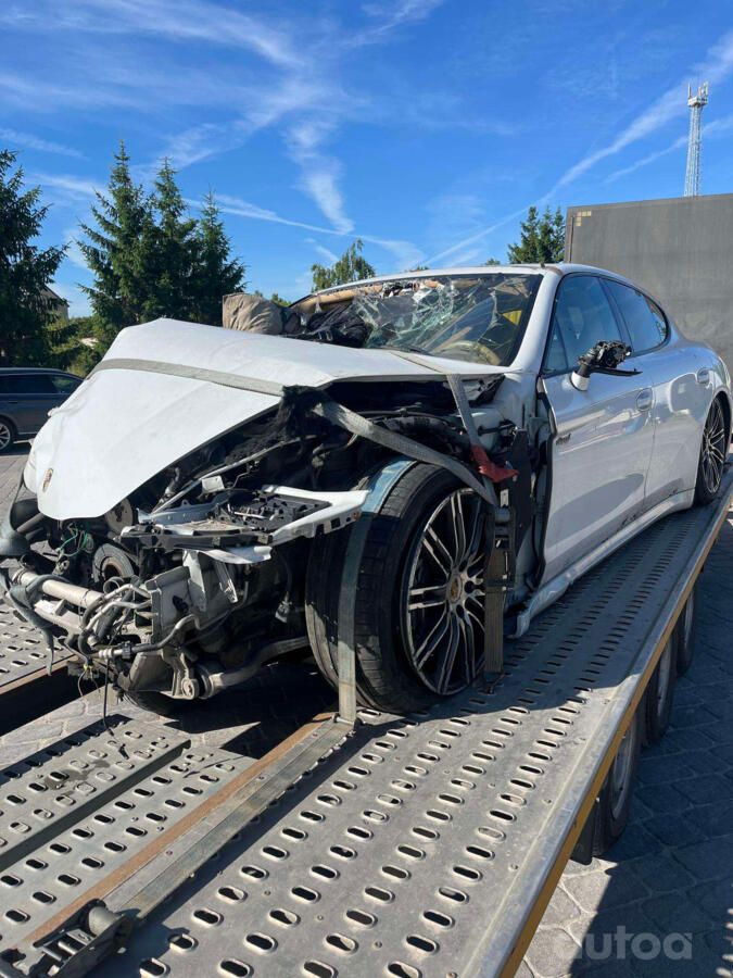 Porsche Panamera 970 [restyling] Liftback
