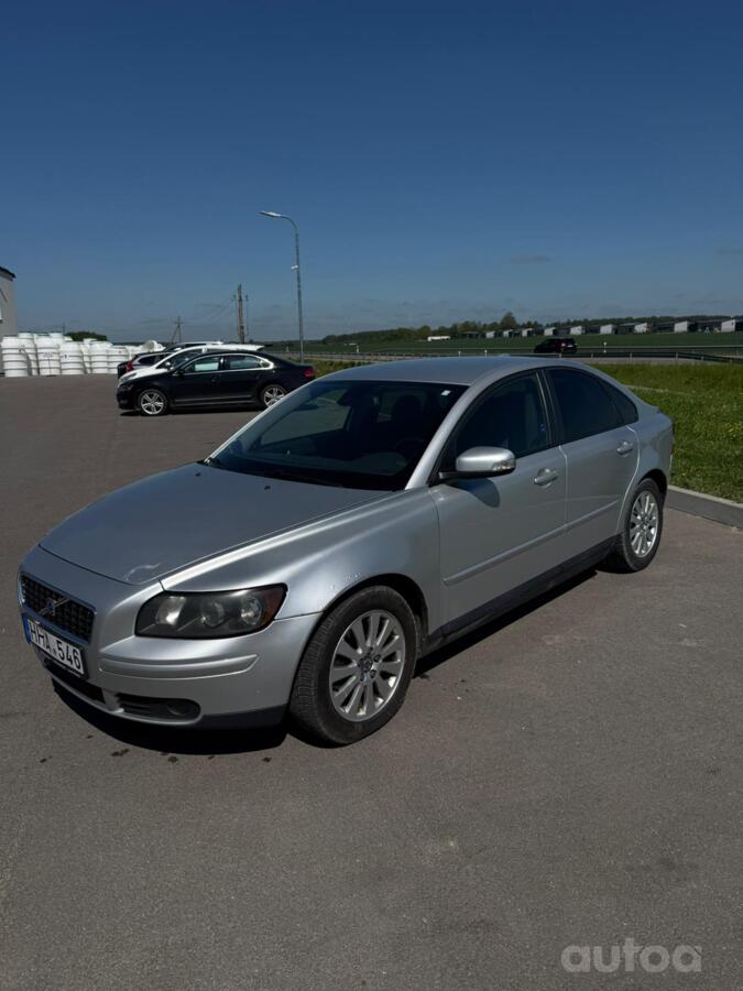 Volvo S40 2 generation Sedan