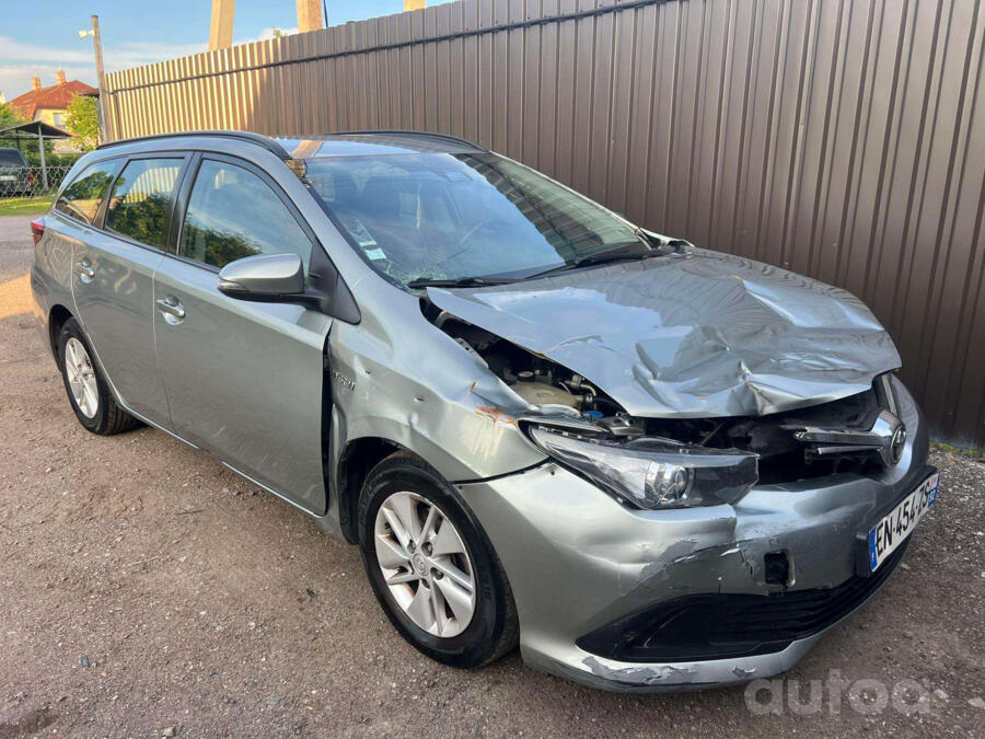 Toyota Auris 2 generation Touring Sports wagon 5-doors