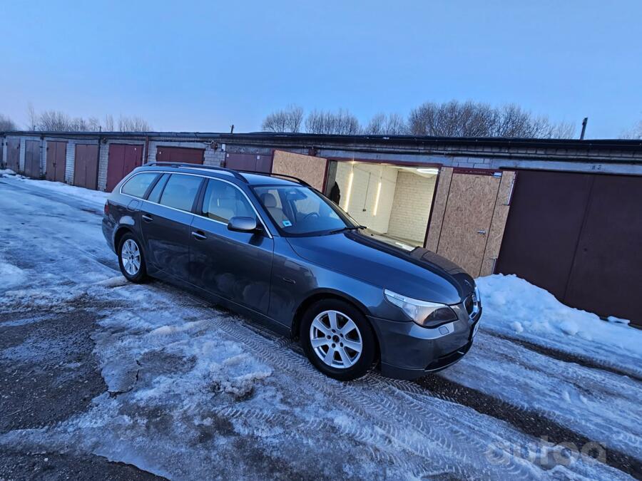 BMW 5 Series E60/E61 Touring wagon