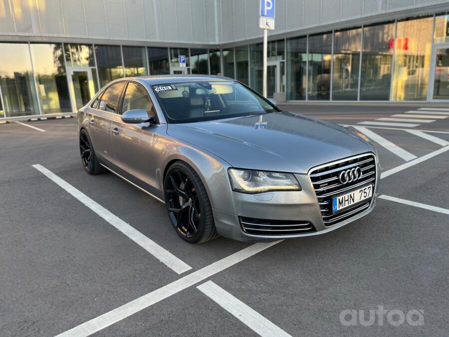 Audi A8 D4/4H Sedan