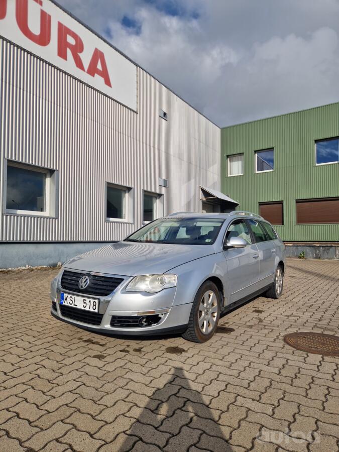 Volkswagen Passat B6 wagon 5-doors