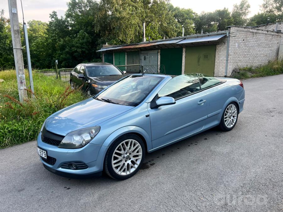 Opel Astra H [restyling]
