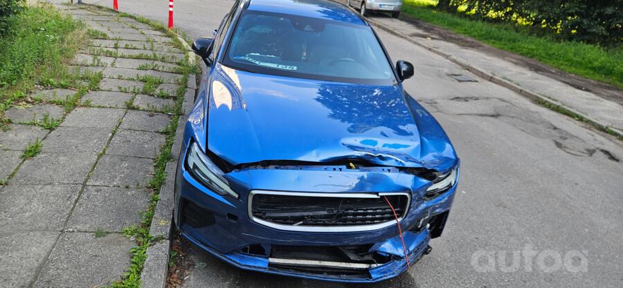 Volvo V60 2 generation wagon 5-doors
