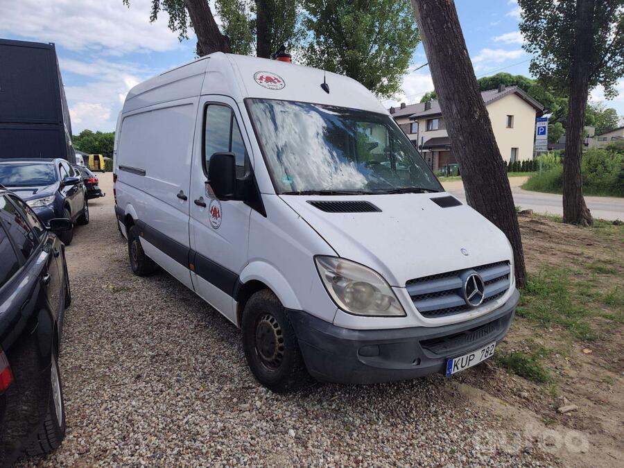 Mercedes-Benz Sprinter Second generation