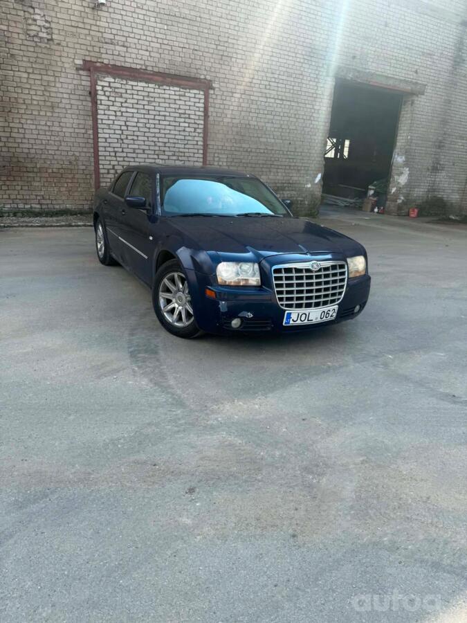 Chrysler 300C 1 generation Sedan 4-doors