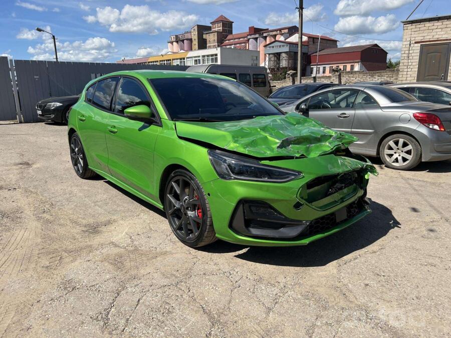 Ford Focus 4 generation Hatchback