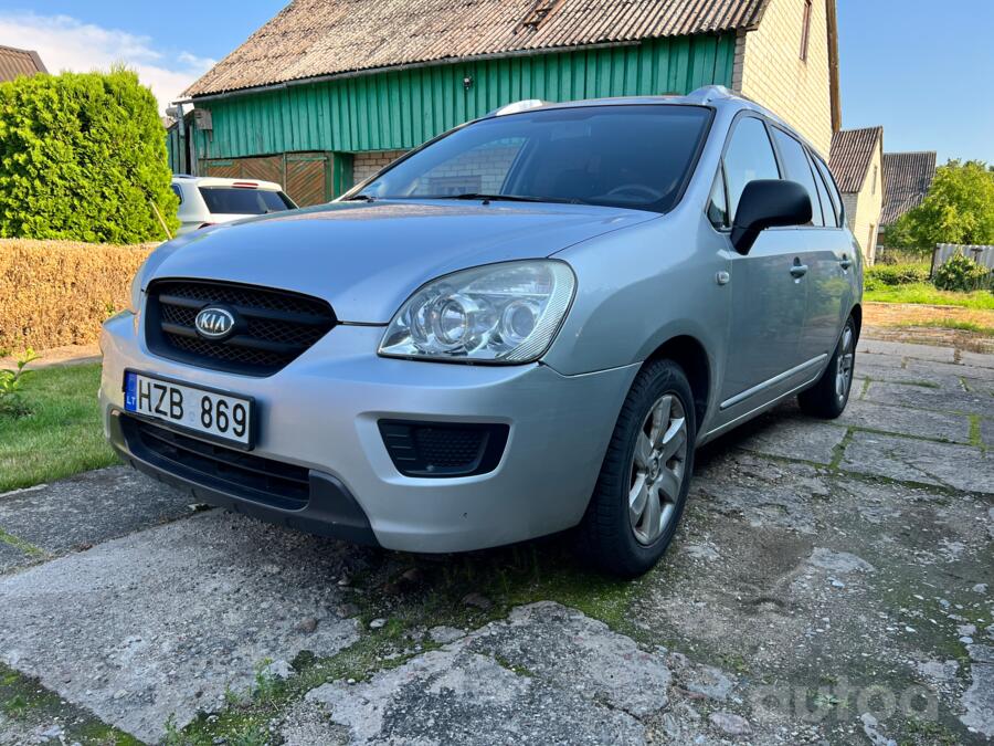 Kia Carens 3 generation Minivan