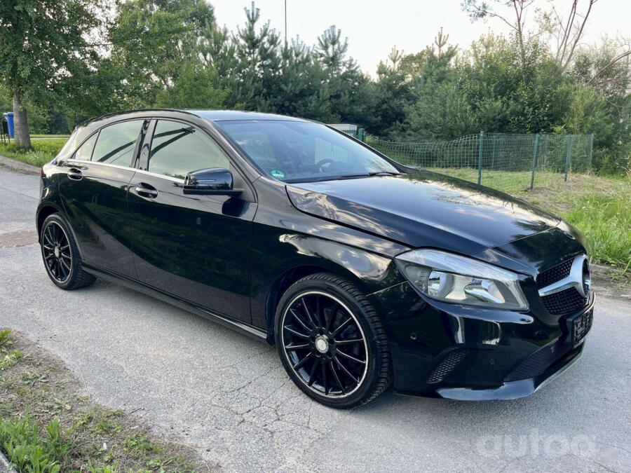 Mercedes-Benz A180 2016