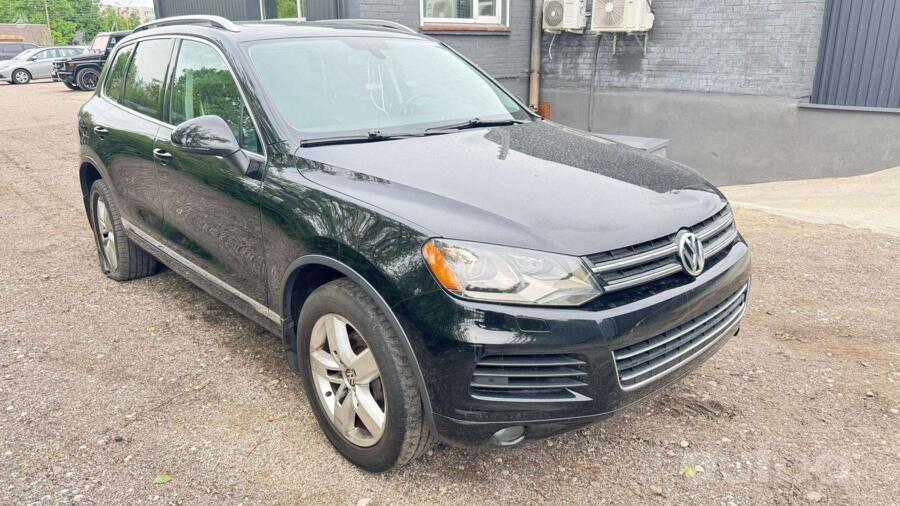 Volkswagen Touareg 2 generation Crossover