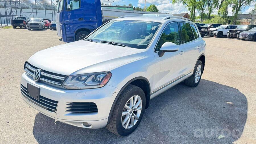 Volkswagen Touareg 2 generation Crossover