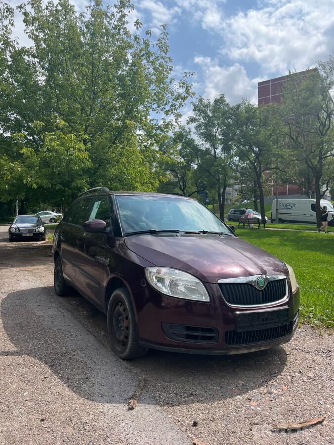 Skoda Fabia 5J [restyling] Combi wagon 5-doors
