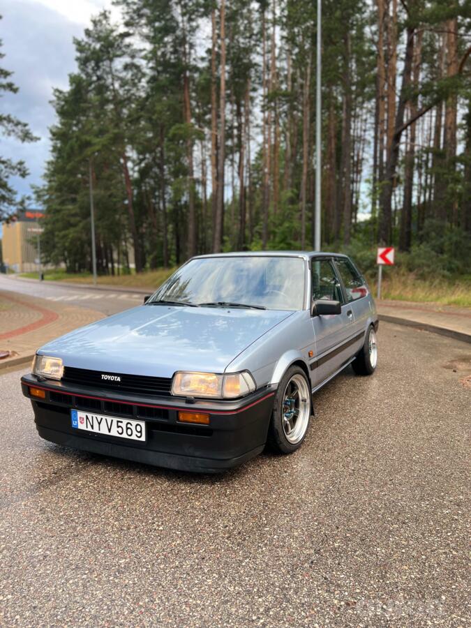 Toyota Corolla E80 Hatchback