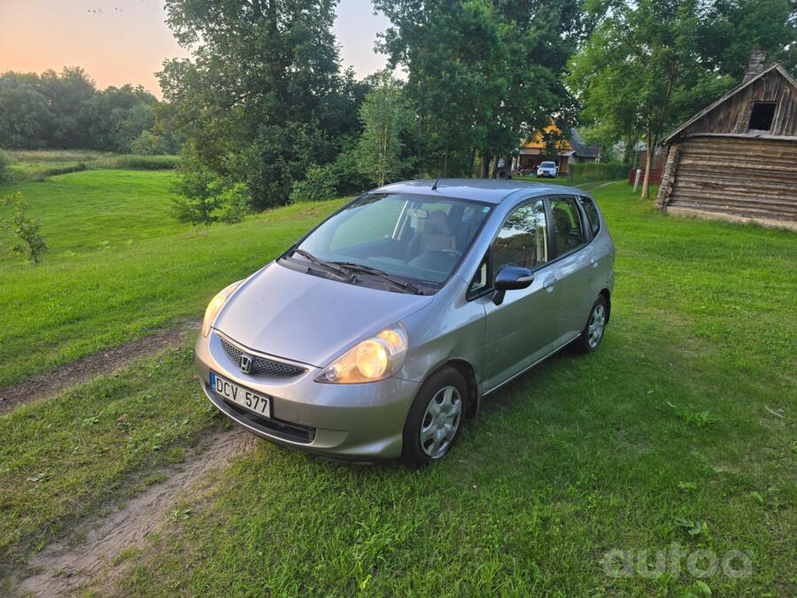 Honda Jazz 1 generation [restyling] Hatchback
