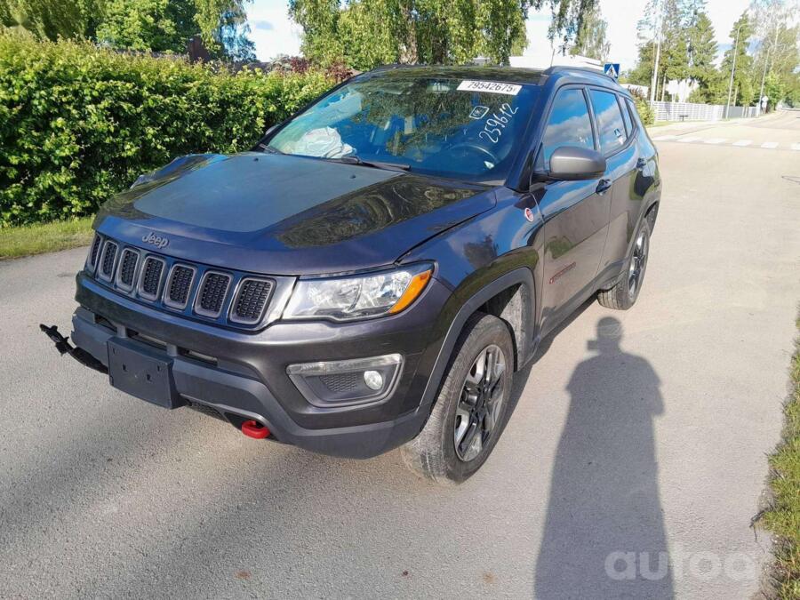 Jeep Compass 2 generation Crossover