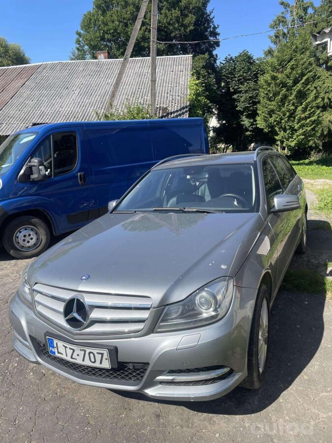 Mercedes-Benz C180 2013