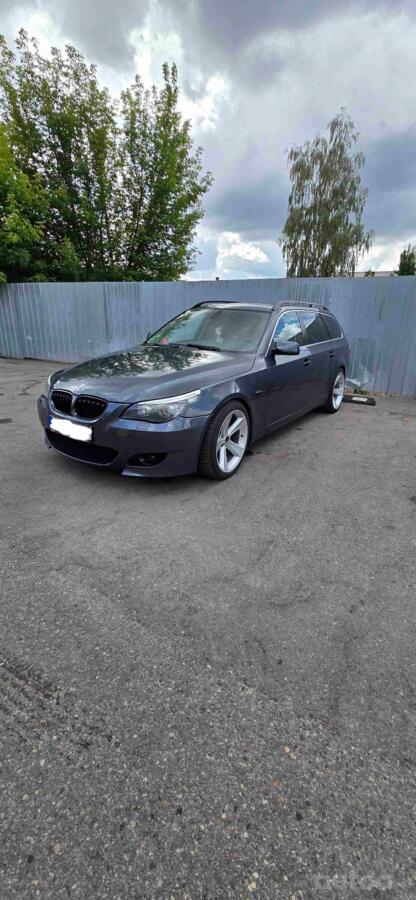 BMW 525