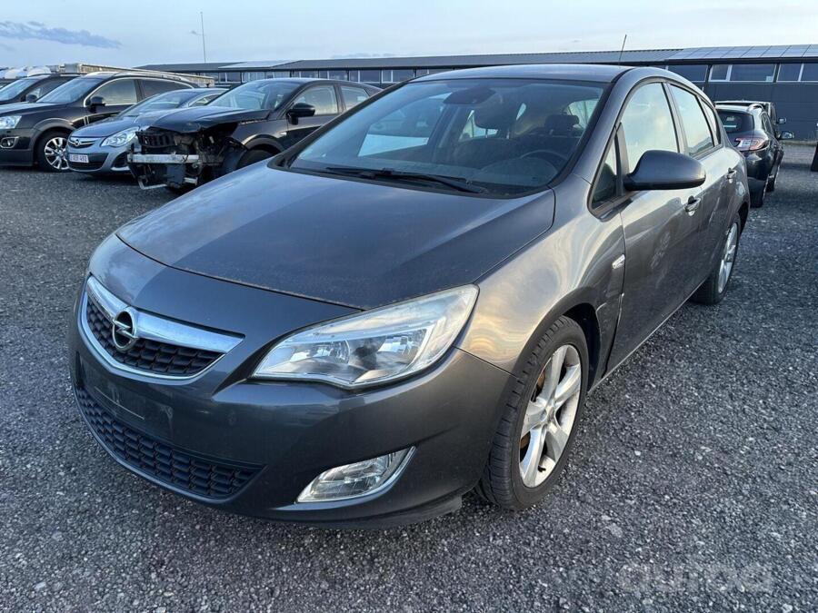 Opel Astra H [restyling]