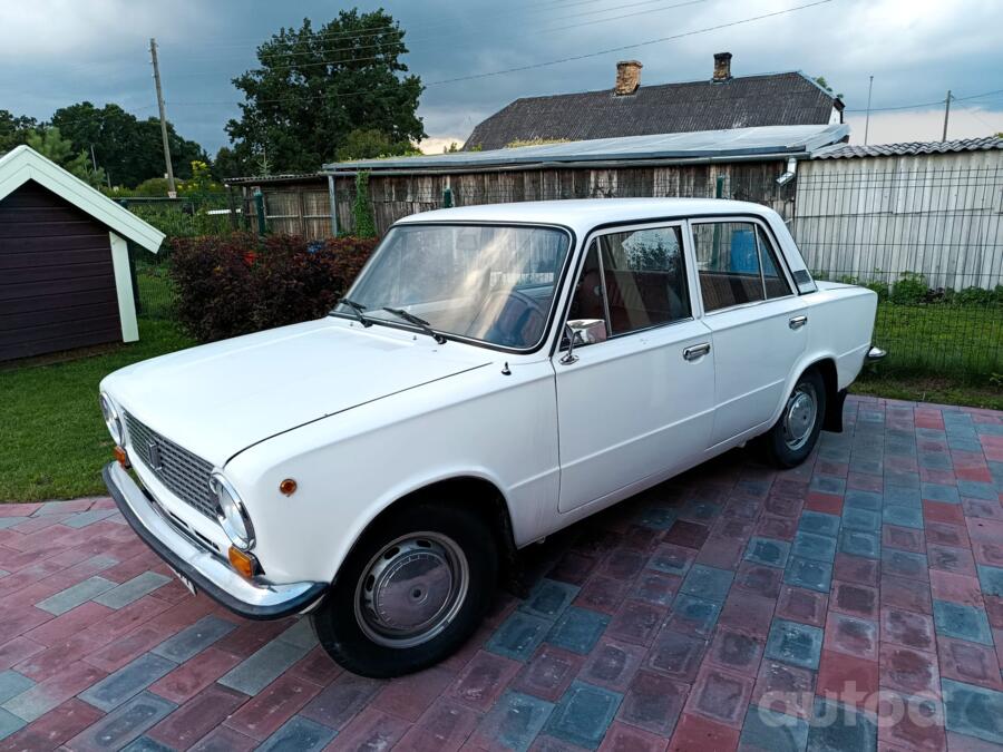 VAZ (Lada) 2101 1 generation Sedan