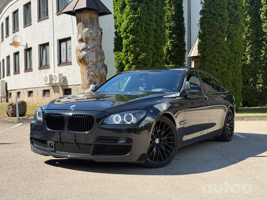 BMW 7 Series F01/F02 Sedan