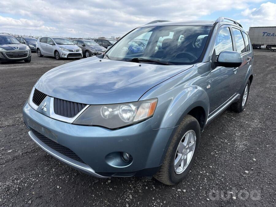 Mitsubishi Outlander 2 generation