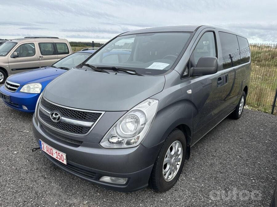Hyundai H-1 Grand Starex Minivan