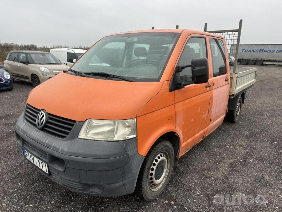 Volkswagen Transporter T5 Minivan 4-doors