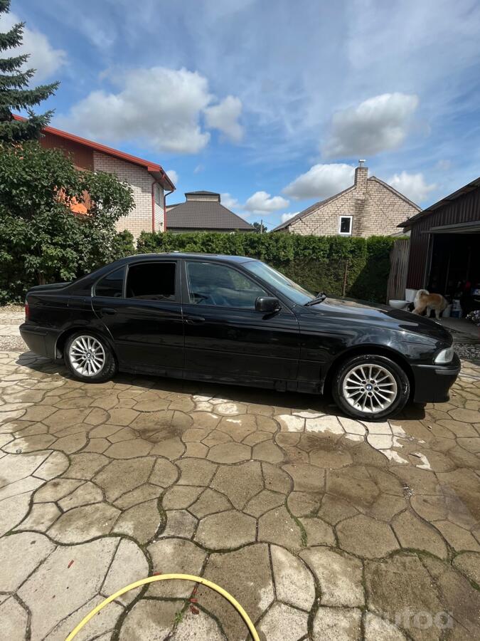 BMW 530 2002