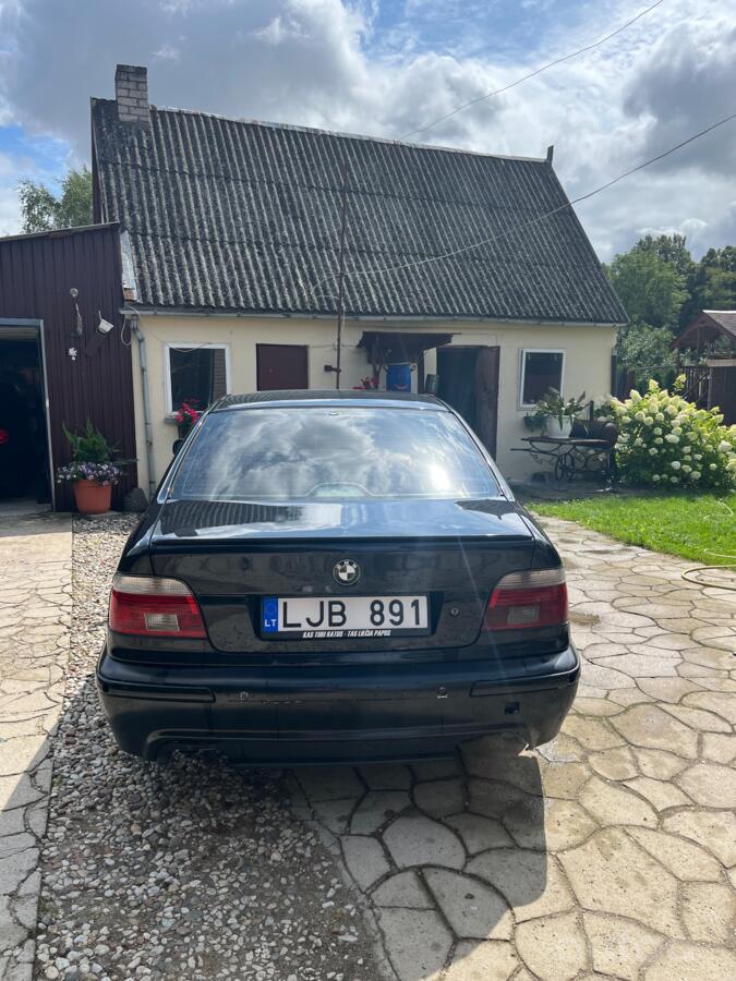 BMW 530 2002