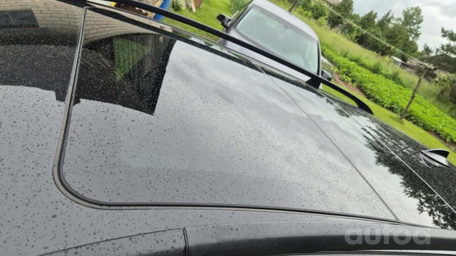 BMW 330 2010