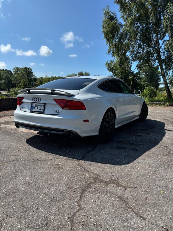 Audi A7 4G Sportback liftback