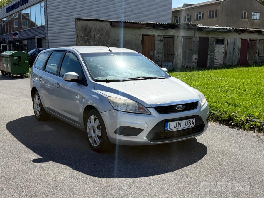 Ford Focus 2 generation wagon 5-doors