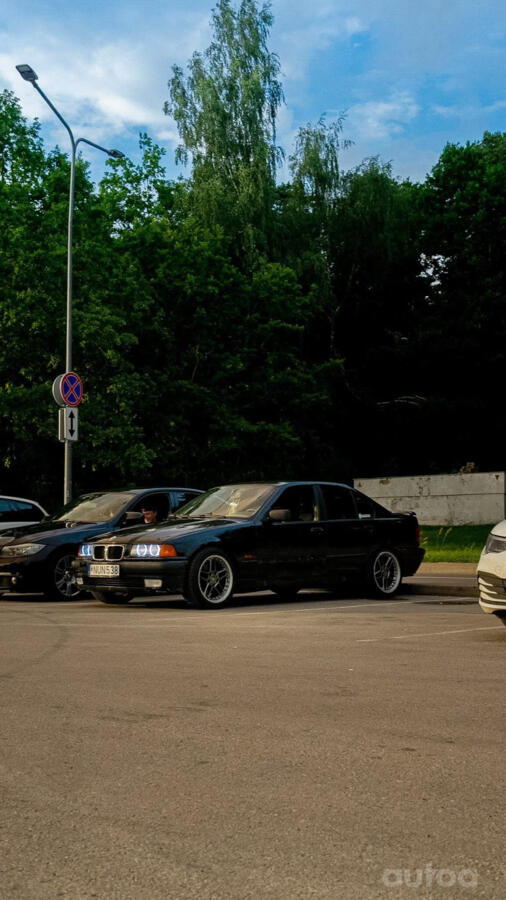 BMW 3 Series E36 Sedan