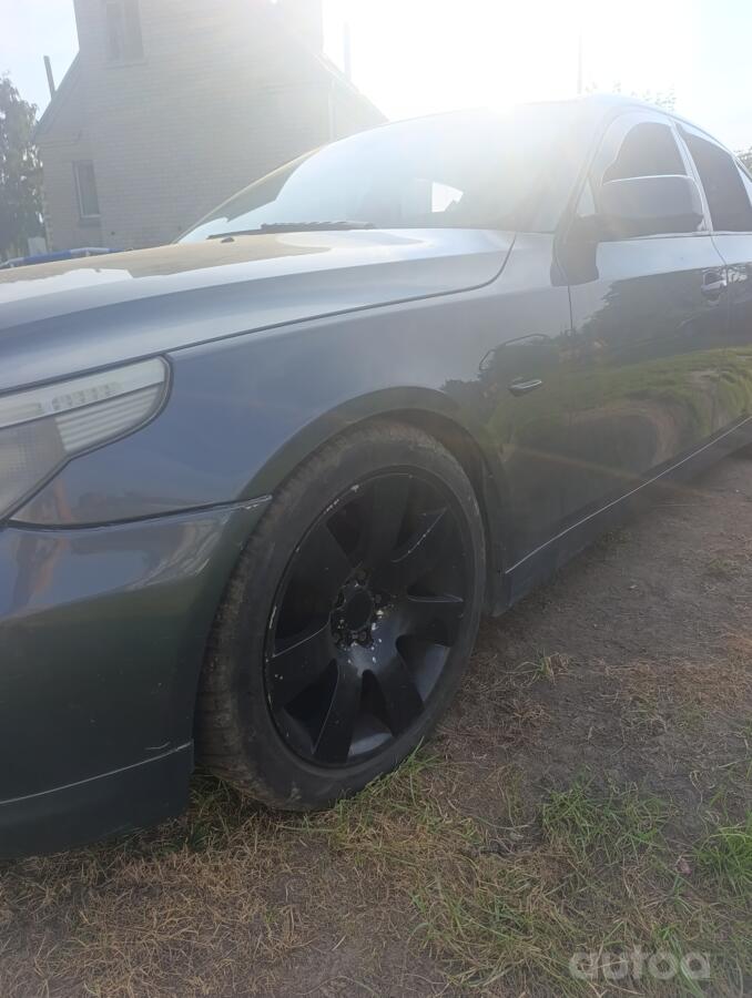 BMW 530 2002
