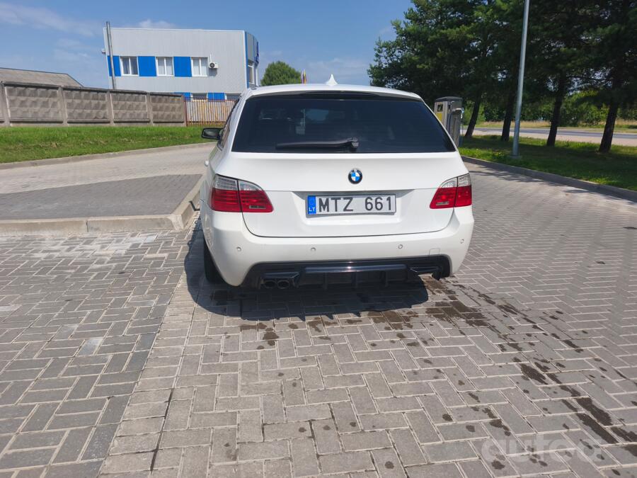 BMW 5 Series E60/E61 Touring wagon