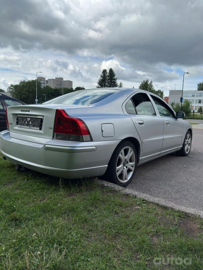 Volvo S60 1 generation [restyling] Sedan