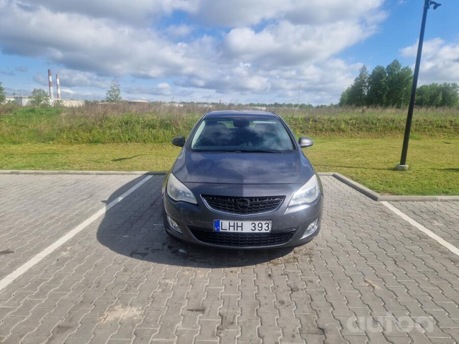Opel Astra J [restyling] Hatchback 5-doors