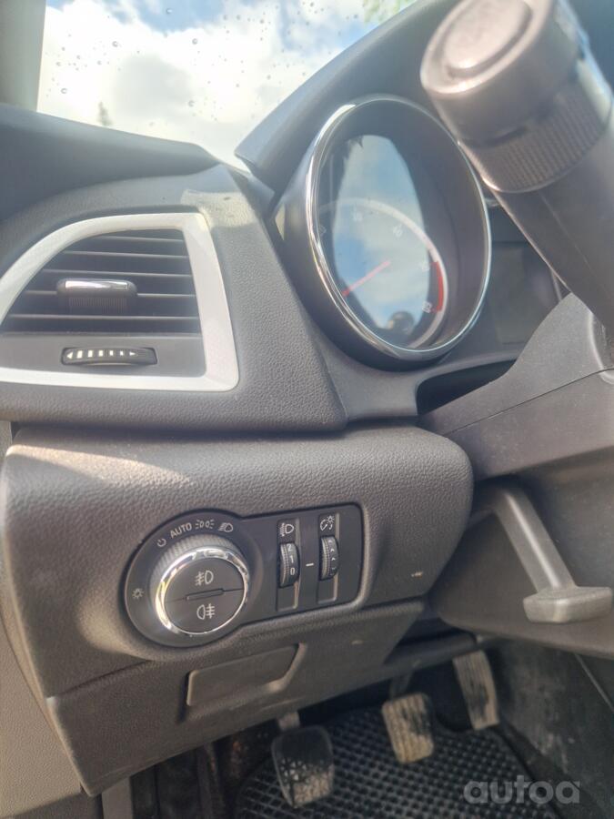 Opel Astra J [restyling] Hatchback 5-doors