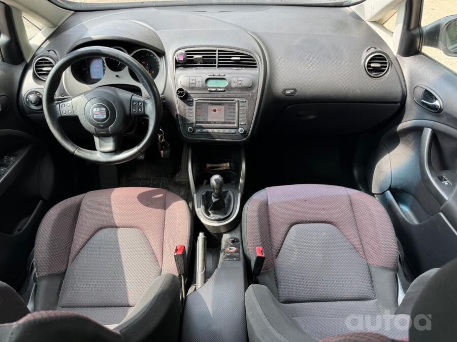 SEAT Toledo 3 generation Hatchback