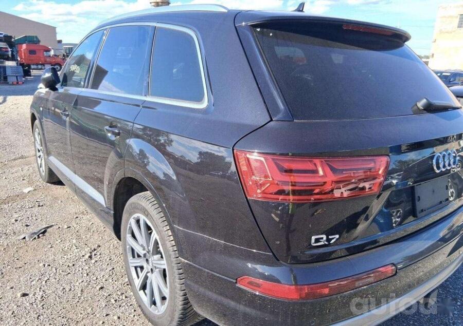 Audi Q7 4M Crossover